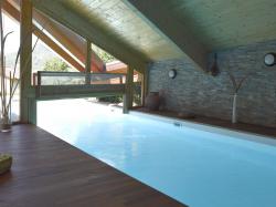 Carre Bleu Indoor-outdoor pool - 1