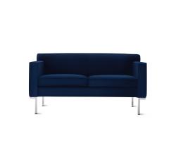 Design Within Reach Theatre Two-Seater диван с обивкой из ткани - 2