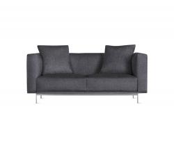 Изображение продукта Design Within Reach Bilsby Two-Seater диван с обивкой из ткани