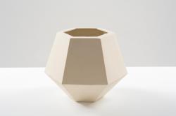 Farrah Sit Graphyne Vase - 1