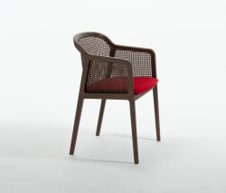 Изображение продукта Cole Vienna Little кресло с подлокотниками