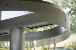 Santa & Cole Polis - 2