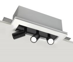 Buzzi & Buzzi Taurus 3 - 3