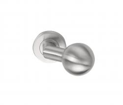 Изображение продукта FORMANI BASIC LB502V ручка входной двери (1 шт.)