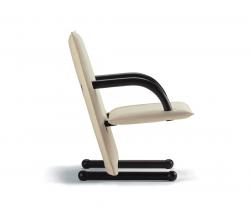 Изображение продукта ARFLEX T-Line кресло с подлокотниками