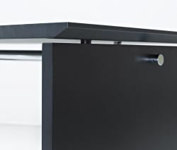 Randers+Radius Sharp bar table - 2