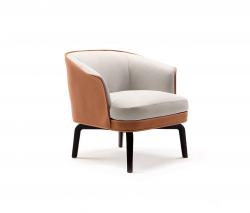 Изображение продукта Poltrona Frau Nivola кресло с подлокотниками