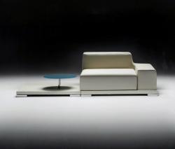 Изображение продукта Via Della Spiga Dune кресло с подлокотниками