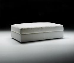 Изображение продукта Via Della Spiga Cori Piuma Stool