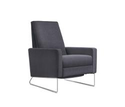 Изображение продукта Design Within Reach Flight Recliner с обивкой из ткани