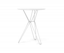 Изображение продукта Massproductions Tio Circular Cafe стол Laminate