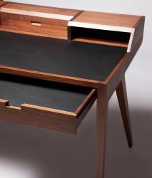 Dare Studio katakana writing desk - 5