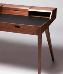 Dare Studio katakana writing desk - 6