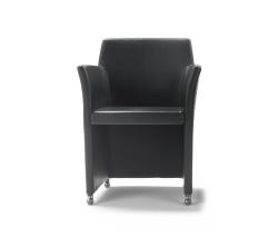 Изображение продукта Giulio Marelli Oscar кресло с подлокотниками