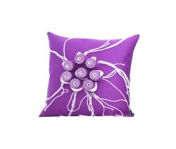 Изображение продукта Poemo Design New Anais cushion ecru viola