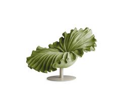 Изображение продукта Kenneth Cobonpue Bloom Easy кресло с подлокотниками