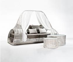 Изображение продукта Kenneth Cobonpue Lolah кушетка