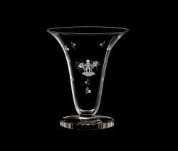 Изображение продукта LOBMEYR Bell shaped vase with engraved putti